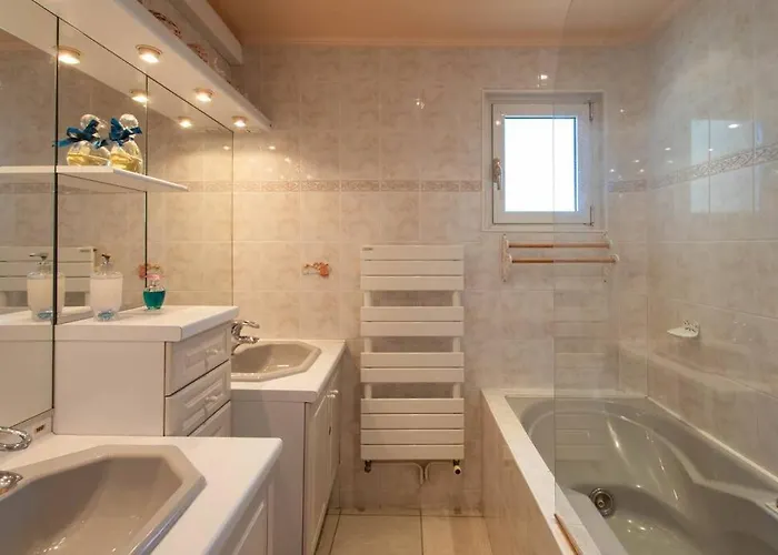 A6- 2 Bdr Incredible Sea View - Ac, Garage & Terrace Apartman Antibes