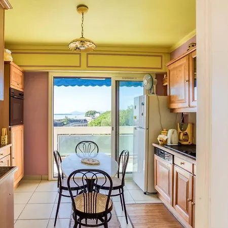 Apartment A6- 2 Bdr Incredible Sea View - Ac, Garage & Terrace *