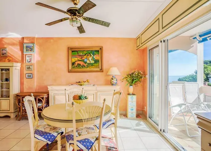 A6- 2 Bdr Incredible Sea View - Ac, Garage & Terrace